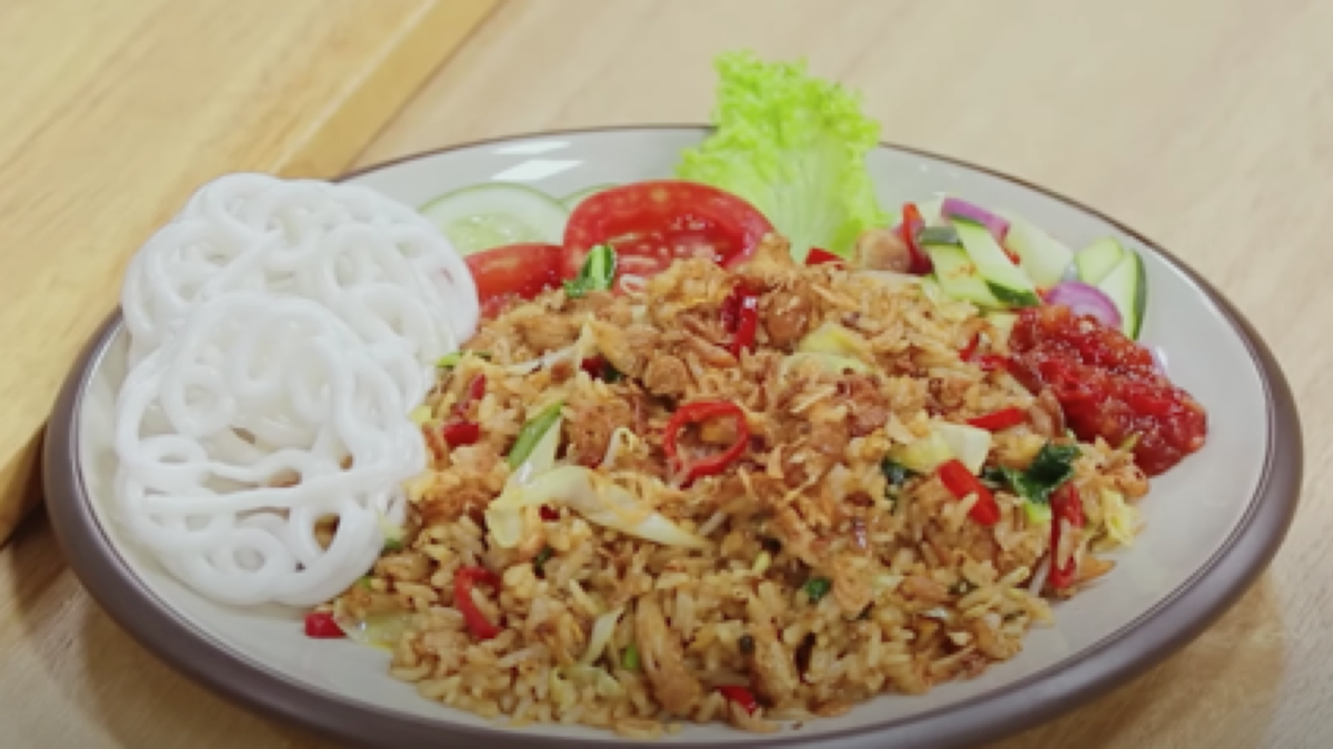 Nasi Goreng Panorama: Kenikmatan yang Menggigit Jiwa di Jantung Cilacap